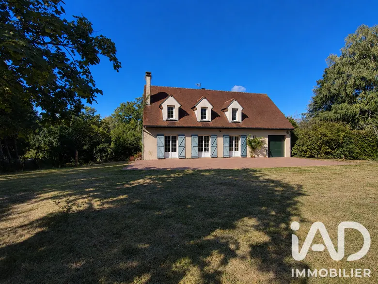 Maison 9 pièces 216 m² · à Brignancourt · 216 m² · 529 000 €
