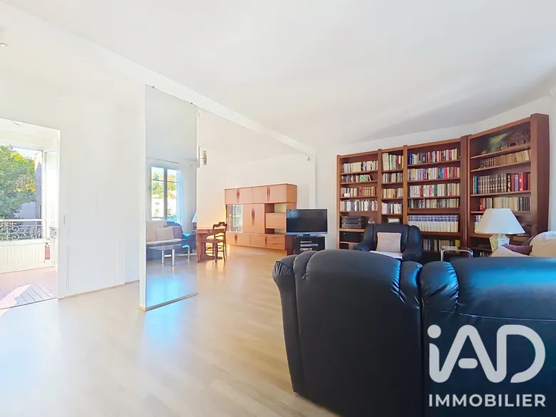 Appartement 5 pièces 103 m² · à Sèvres · 103 m² · 585 000 €