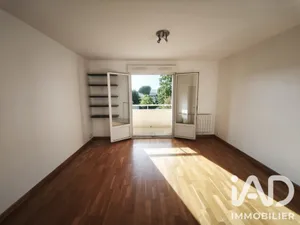 Apartment in Melun (77000)