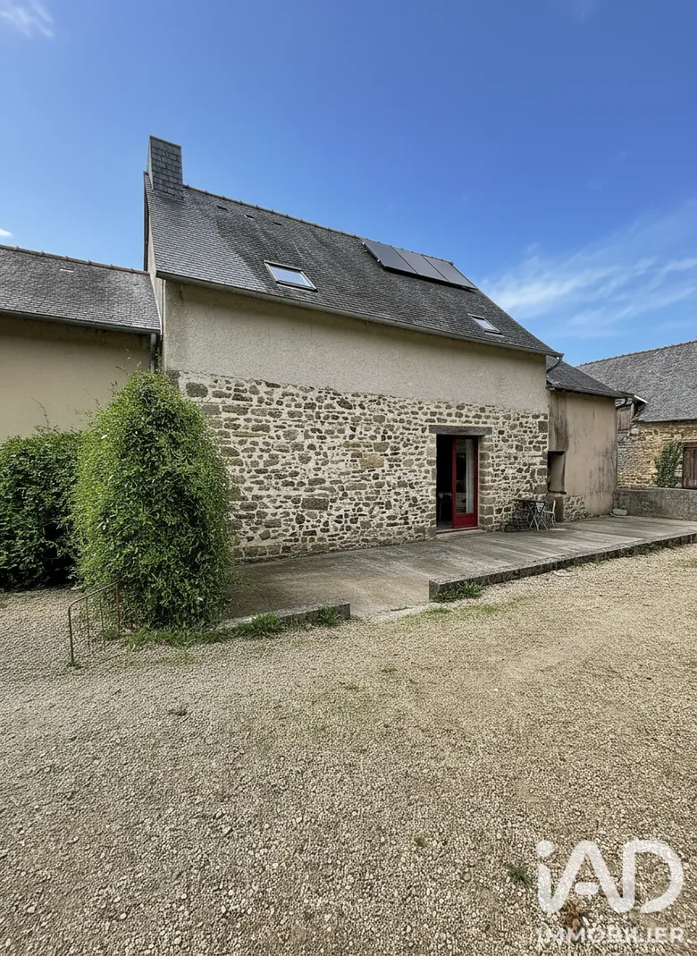 Maison 5 pièces 106 m² · à Dingé · 106 m² · 225 000 €