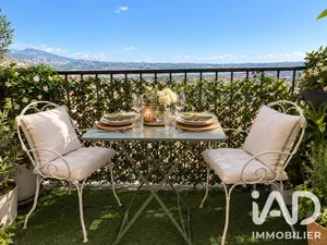 Apartment in Grasse (06130)