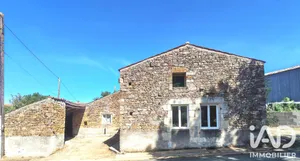 Maison de village à Saint-Juire-Champgillon (85210)