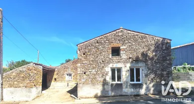 Maison de village à Saint-Juire-Champgillon (85210)