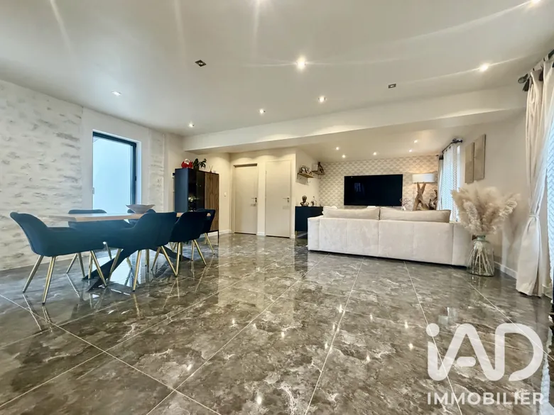 Maison 6 pièces 140 m² · à Bouville · 140 m² · 350 000 €