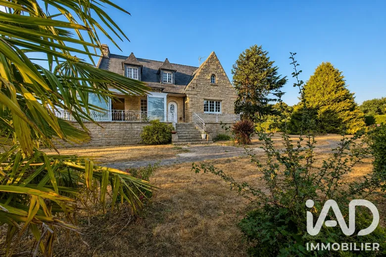 Maison 6 pièces 183 m² · à Quévert · 183 m² · 396 000 €