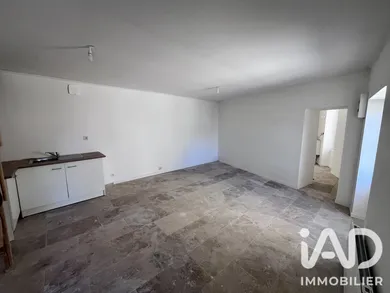 Maison de village à Saint-Gervais (30200)