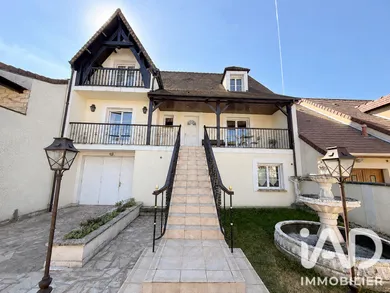 Maison à Pontault-Combault (77340)
