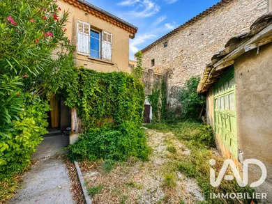 Maison de ville à Villeneuve-lès-Avignon (30400)