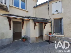 Maison de ville à Doué-en-Anjou (49700)