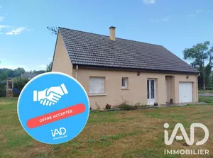 House in Beaumont-le-Roger (27170)