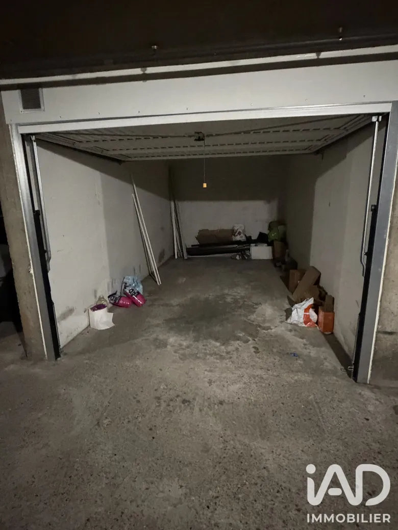 Parking 15 m² · à Paris · 15 m² · 65 000 €