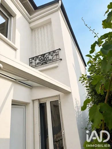 Pavillon à Suresnes (92150)