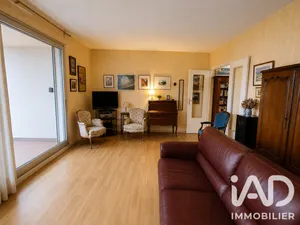 Apartment in La Rochelle (17000)