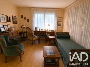 Apartment in La Rochelle (17000)