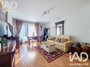 Apartment in L'Haÿ-les-Roses (94240)