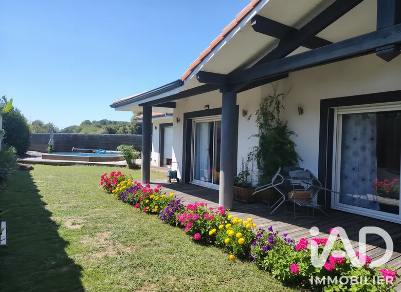 Maison 4 pièces 158 m² · à Saint-Vincent-de-Tyrosse · 158 m² · 426 000 €