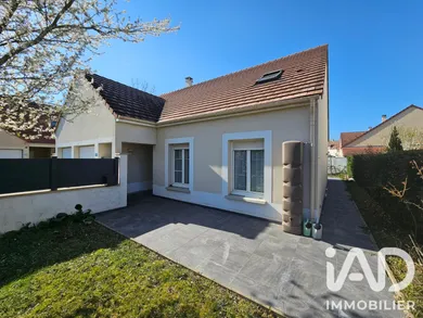 Traditional house in Moissy-Cramayel (77550)