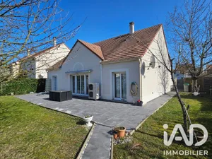 Traditional house in Moissy-Cramayel (77550)