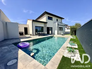 Maison d'architecte à Corneilla-del-Vercol (66200)