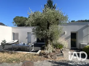 Architectural house in Nantes (44300)