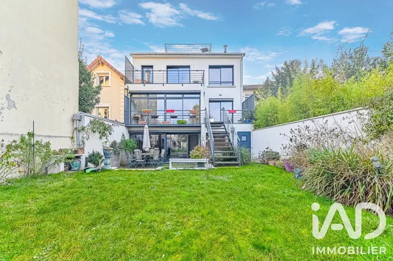 Maison 7 pièces 230 m² · à Le Perreux-sur-Marne · 230 m² · 895 000 €