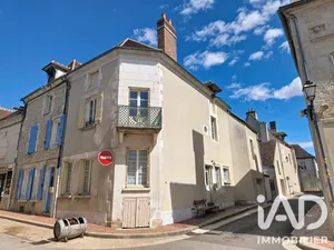 Maison de ville à Saint-Bris-le-Vineux (89530)