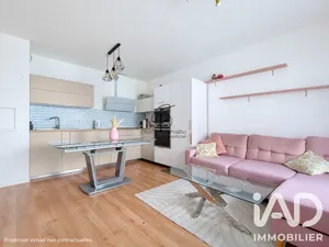 Apartment in Roissy-en-Brie (77680)