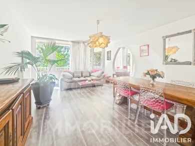 Appartement à Nîmes (30000)