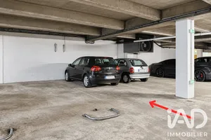 Parking à Paris (75019)