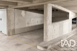 Parking in Paris (75012)