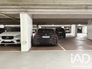 Parking à Paris (75003)