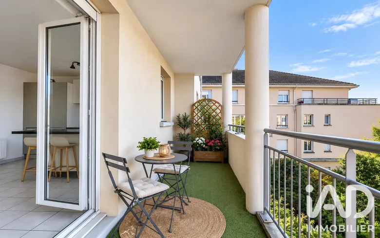 Appartement 3 pièces 64 m² · à Neuilly-sur-Marne · 64 m² · 219 000 €