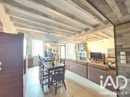 Maison traditionnelle à Neuvy-en-Sullias (45510)
