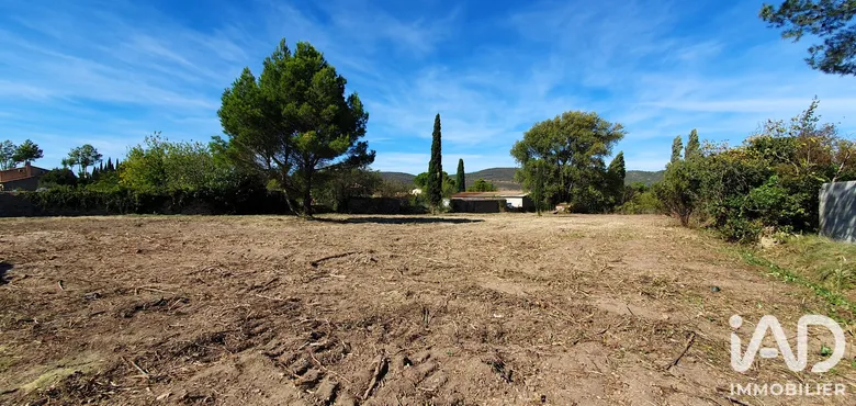 Terrain à bâtir à Thézan-des-Corbières (11200) · 179 000 €