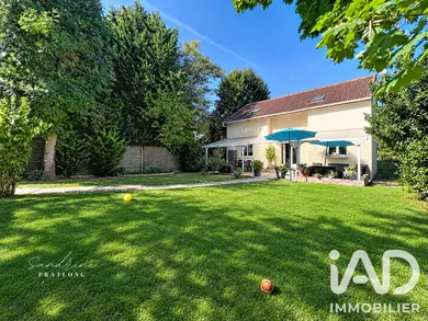 Maison traditionnelle à Ermont (95120)