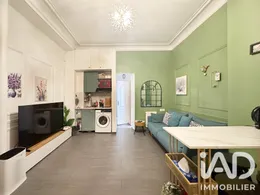 Apartment in Paris (75010)