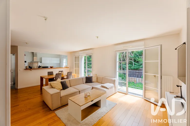 Appartement 4 pièces 77 m² · à Rueil-Malmaison · 77,3 m² · 590 000 €