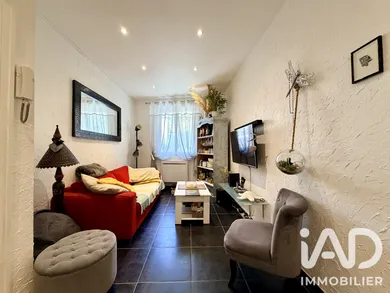 Appartement à Solliès-Pont (83210)