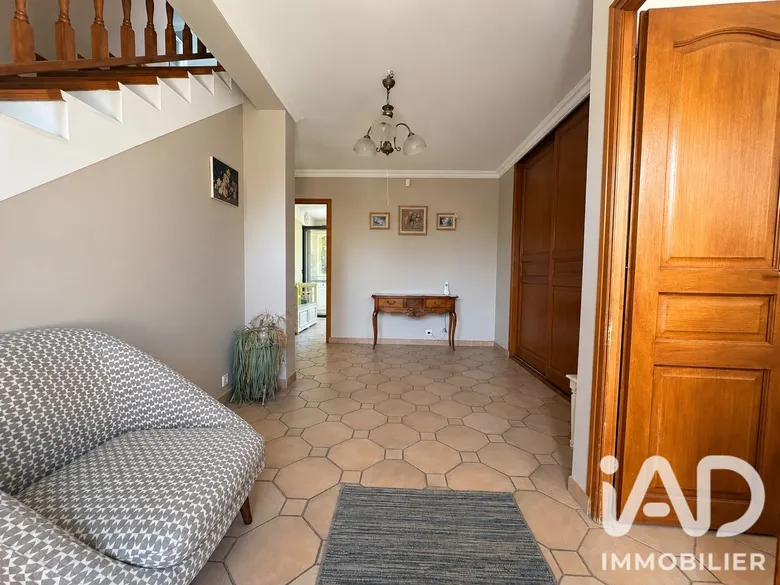 Maison 6 pièces 186 m² · à Gournay-sur-Marne · 186 m² · 599 000 €