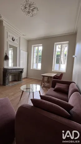 Apartment in Bordeaux (33100)