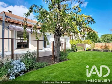 Maison traditionnelle à Vélizy-Villacoublay (78140)