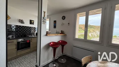 Appartement à Saint-Valery-en-Caux (76460)