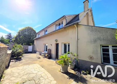 Maison de campagne à Ymonville (28150)