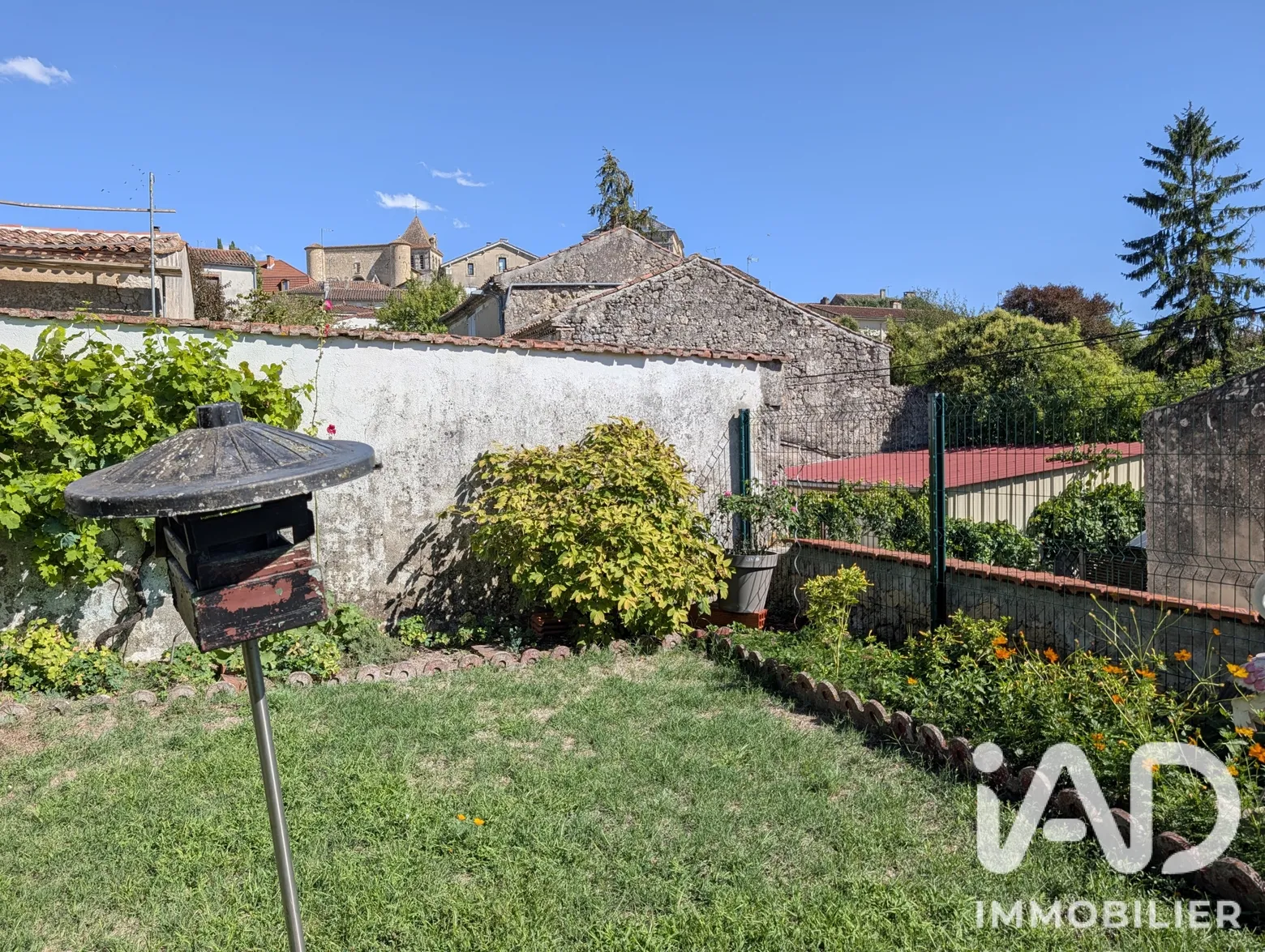 Vente maison à Mézin (47170) : maison de village 6 pièces 166 m² — 3