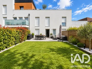 Apartment in Roissy-en-Brie (77680)