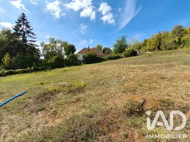 Terrain à bâtir à Freneuse (76410)