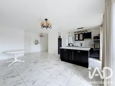 Appartement à Magny-les-Hameaux (78114)