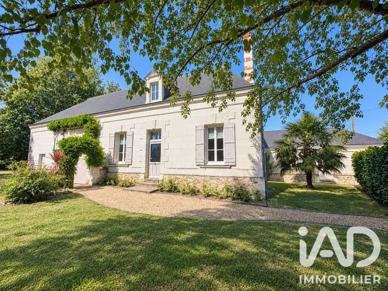 Maison 6 pièces 151 m² · à Brissac Loire Aubance · 151 m² · 397 000 €