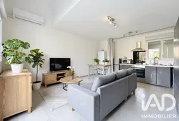 Apartment in Plan-de-Cuques (13380)
