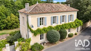 Maison traditionnelle à Torsac (16410)